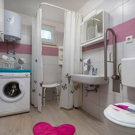 In Nova Vas/porec/istrien 40122 Apartment Nova Vas (Porec)