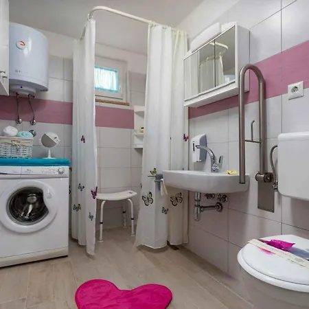 In Nova Vas/porec/istrien 40122 Apartment Nova Vas (Porec)