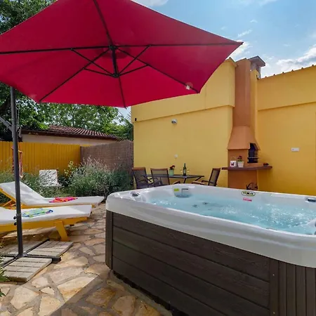 In Nova Vas/porec/istrien 40122 Appartement